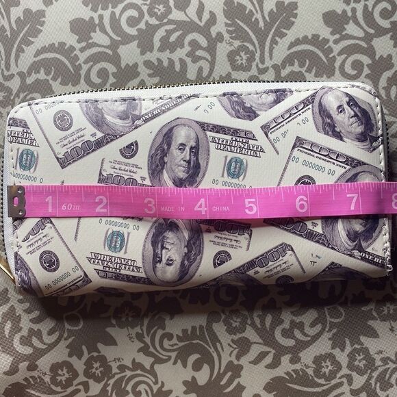 Money Money Wallet - Picture 6 of 7